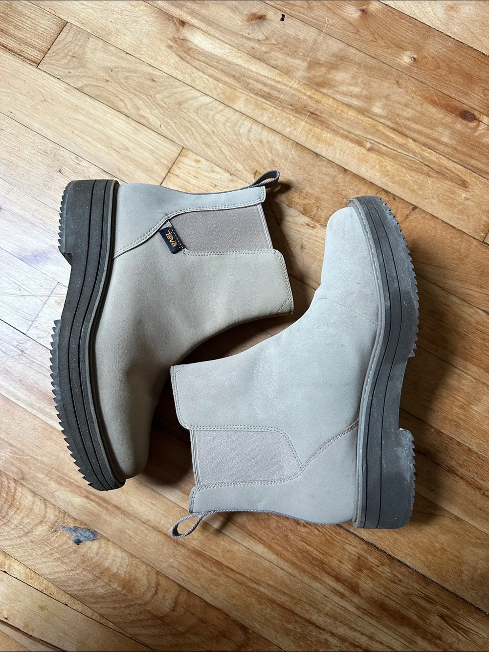 Chelsea Boots